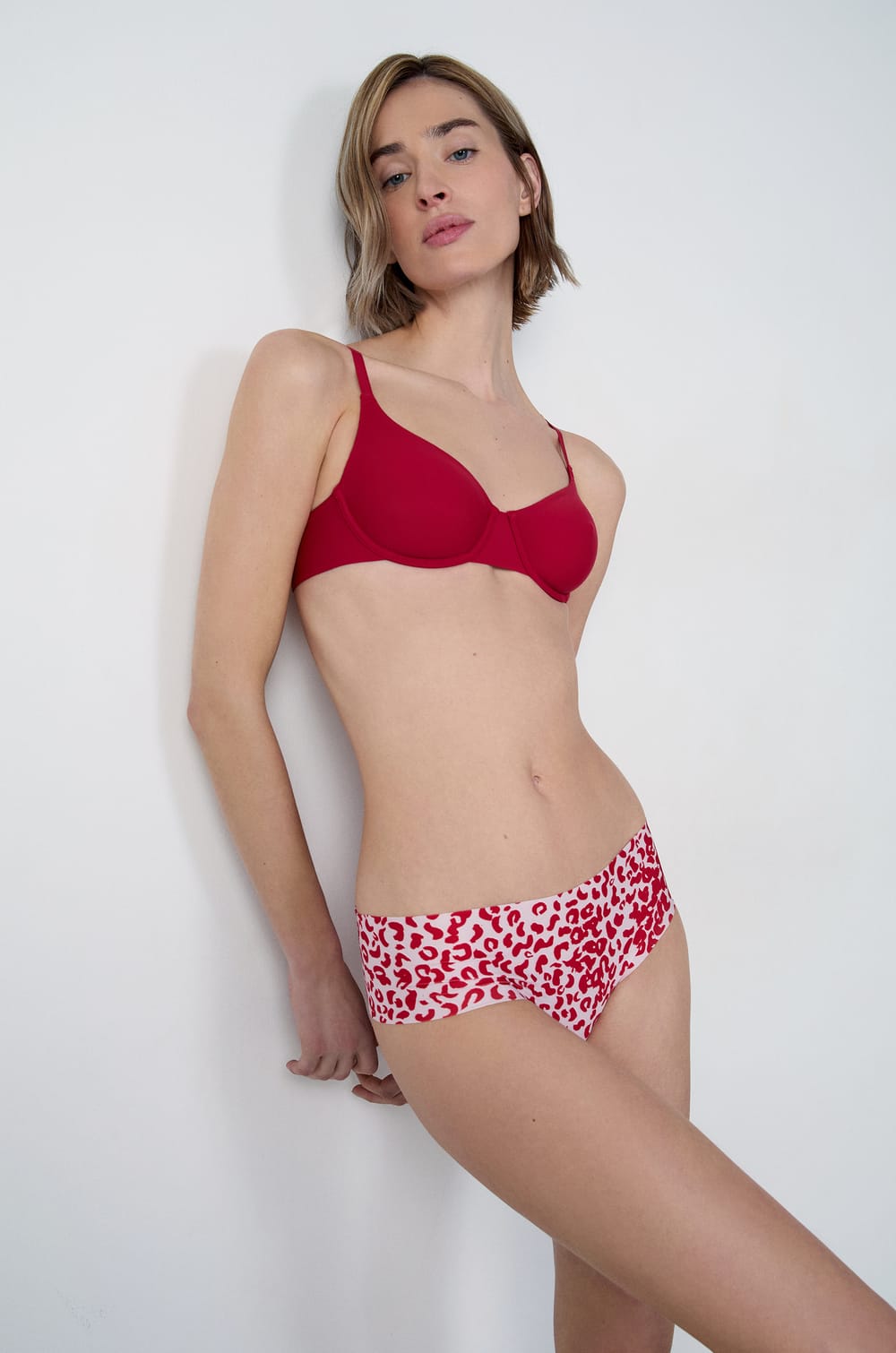 Seamless microfibre hipster with print;${refinementColor}