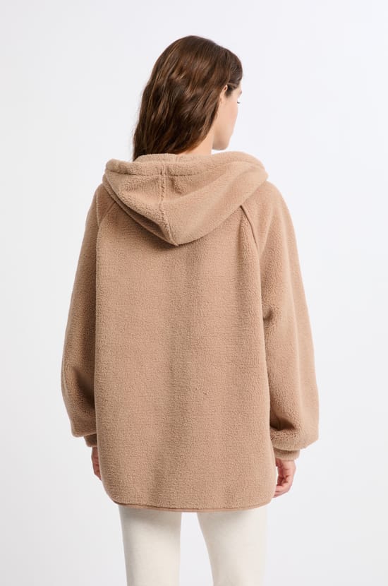 Veste à capuche effet polaire;${refinementColor}