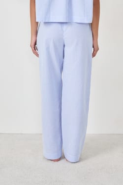 Pantalón de pijama de rayas finas;${refinementColor}