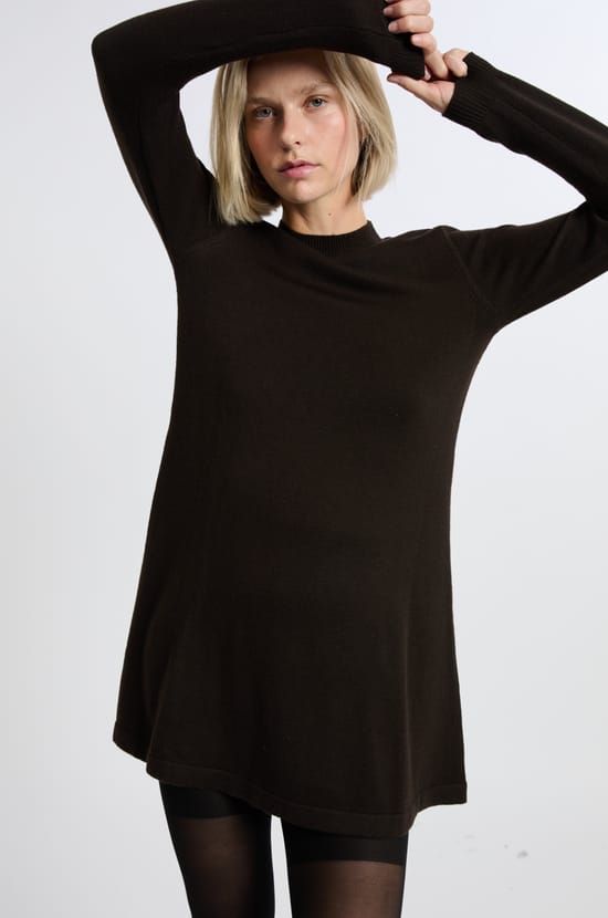 Robe à manches longues avec laine;${refinementColor}