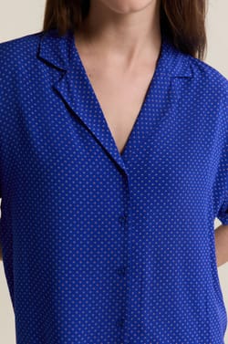 Koszula piżamowa z kr&oacute;tkimi rękawami w groszki;${refinementColor}