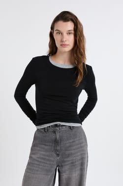 Long-sleeved round neck t-shirt with wool;${refinementColor}