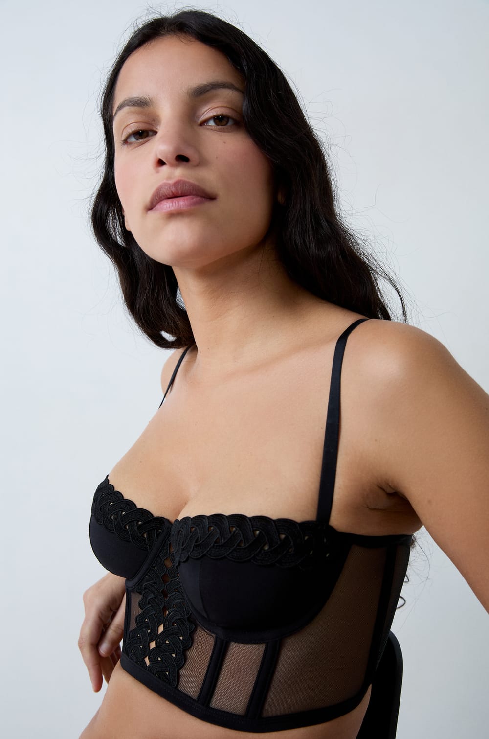 Soutien-gorge bustier coques fines tulle et broderie;${refinementColor}
