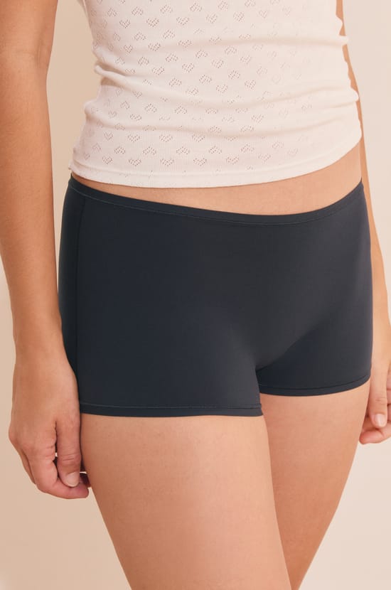 Shorty en microfibre;${refinementColor}