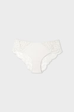 Shorty en dentelle;${refinementColor}