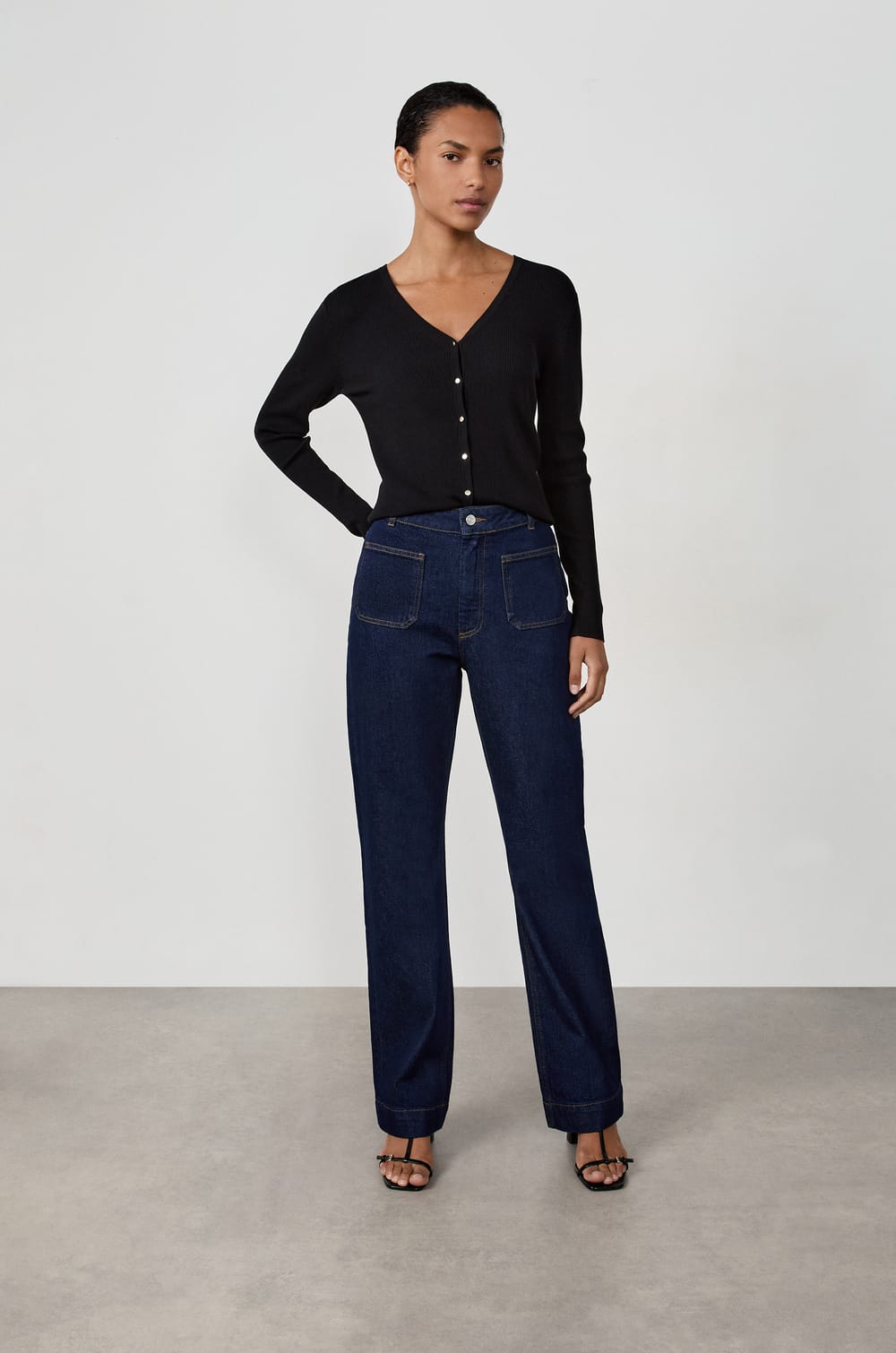 Pantalones vaqueros rectos de algod&oacute;n;${refinementColor}