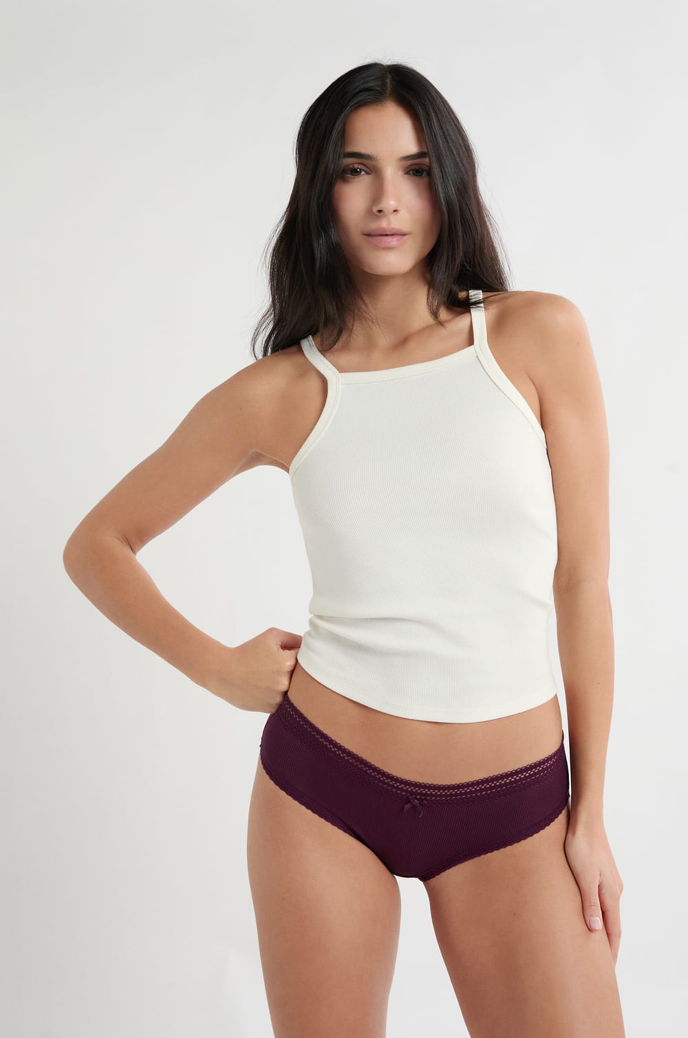 Shorty en microfibre d&eacute;tails dentelle;${refinementColor}