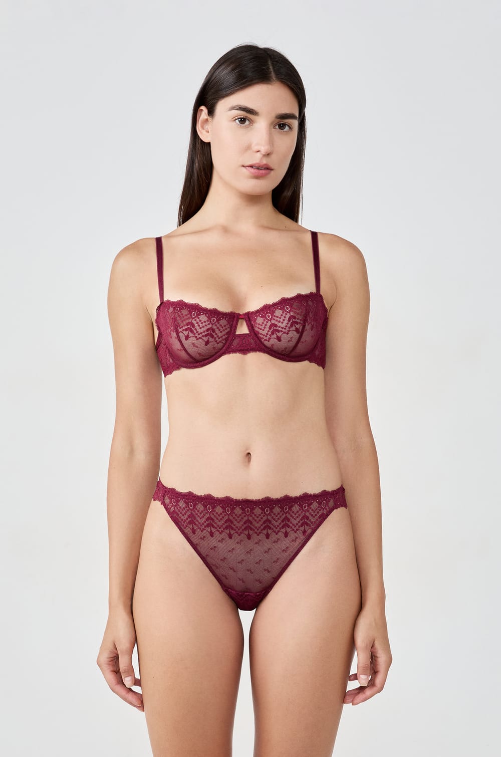 BH N.9 - Balconnet aus Spitze;${refinementColor}