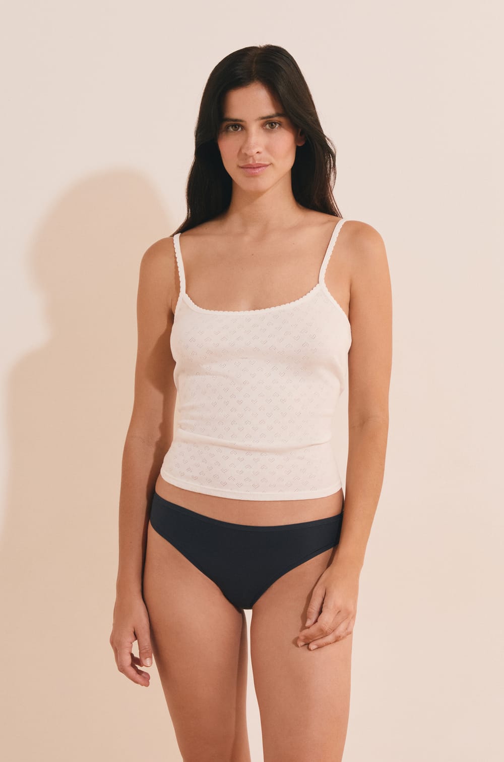 Tanga en microfibre;${refinementColor}