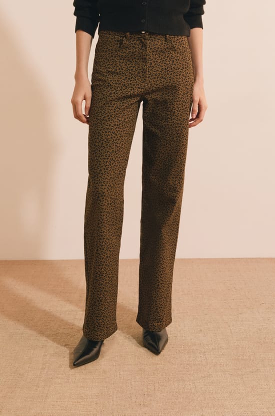 Pantalon &agrave; motif l&eacute;opard;${refinementColor}