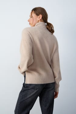Turtleneck Sweater;${refinementColor}