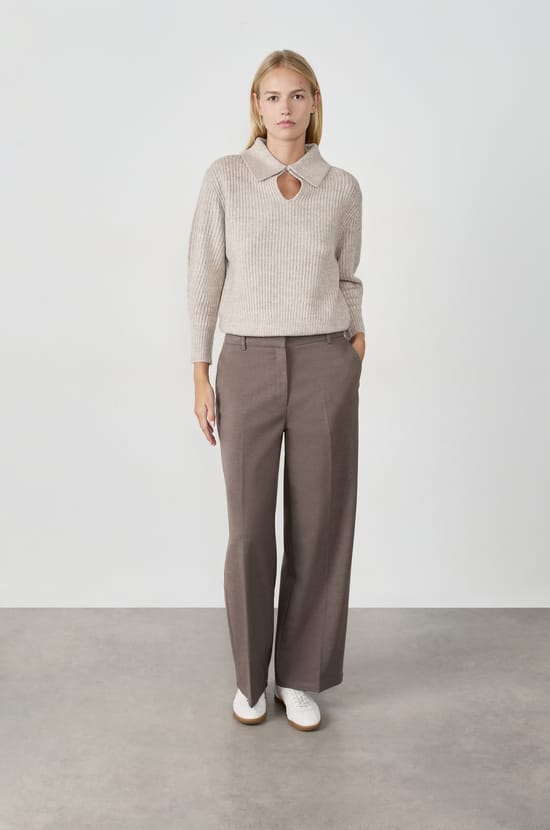Wide-Leg Trousers;${refinementColor}