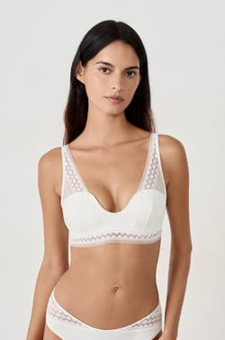 Sujetador bandeau con tirante ancho;${refinementColor}