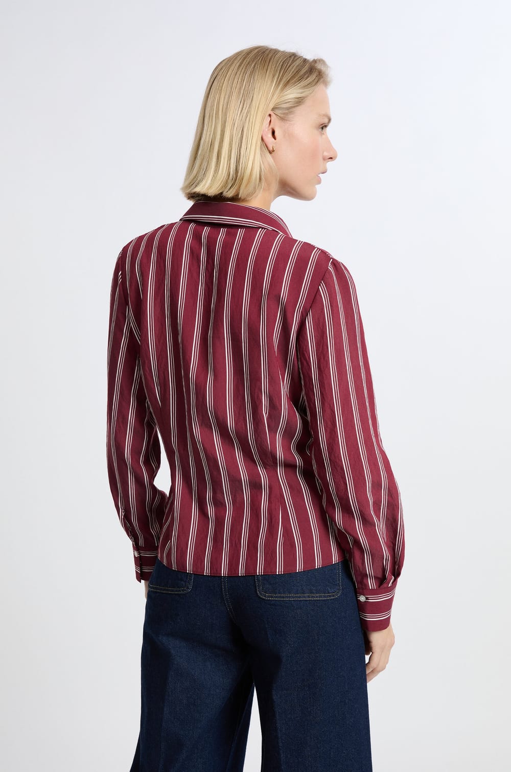 Camisa a rayas;${refinementColor}