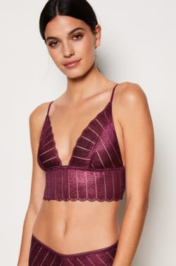 Iridescent Wireless Triangle Bra;${refinementColor}