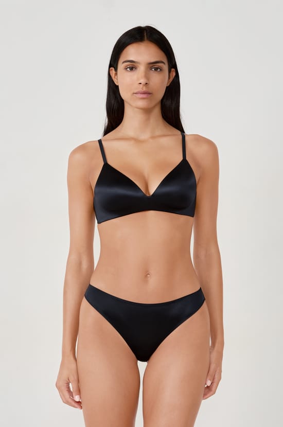 Wireless Triangle Bra;${refinementColor}