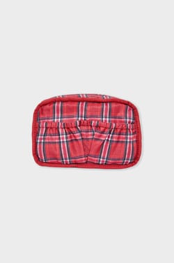Quilted Patterned Pouch;${refinementColor}