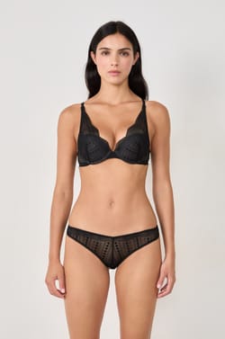 Lace Brief;${refinementColor}