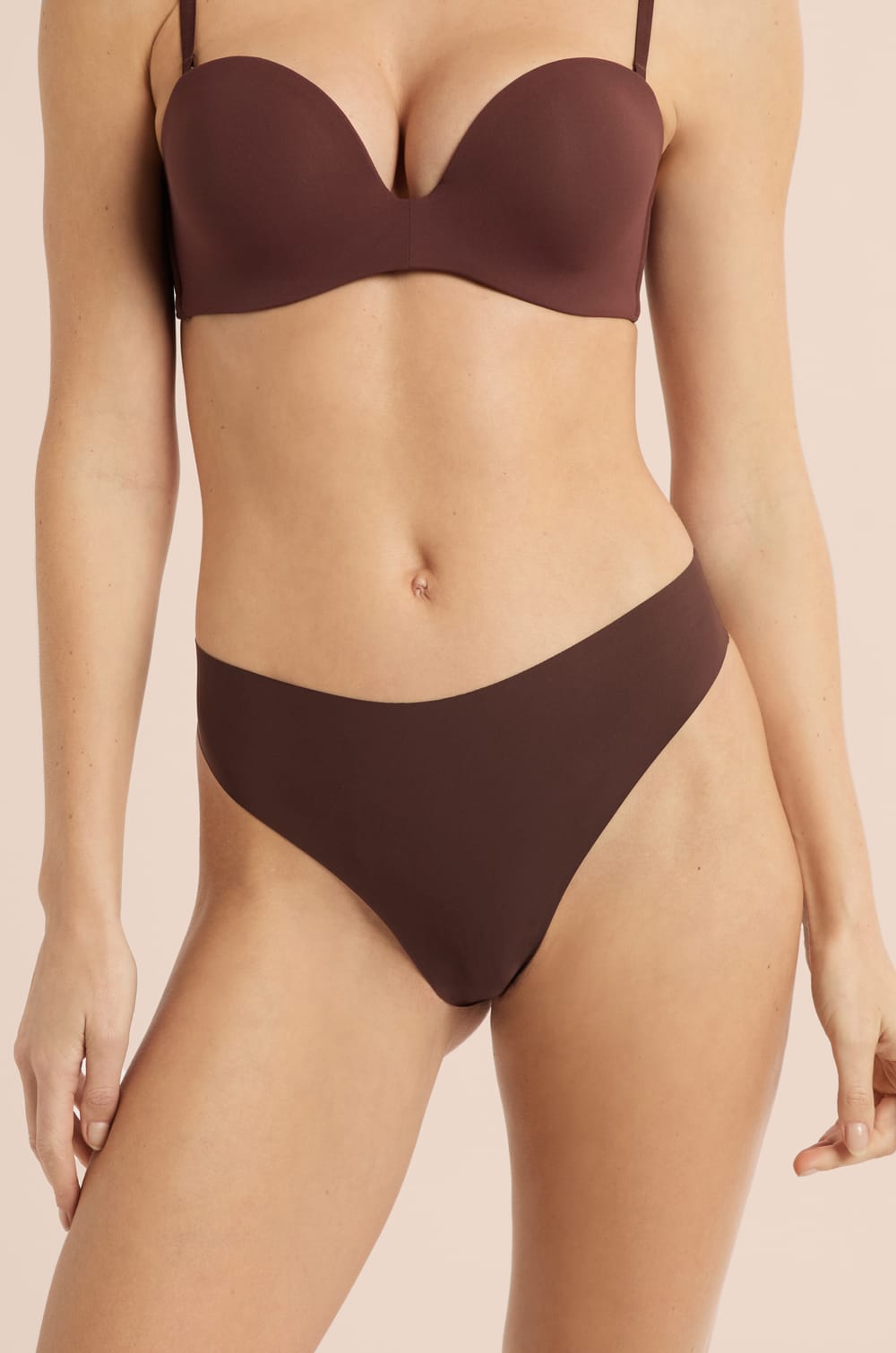 High-leg Tanga in Microfiber;${refinementColor}