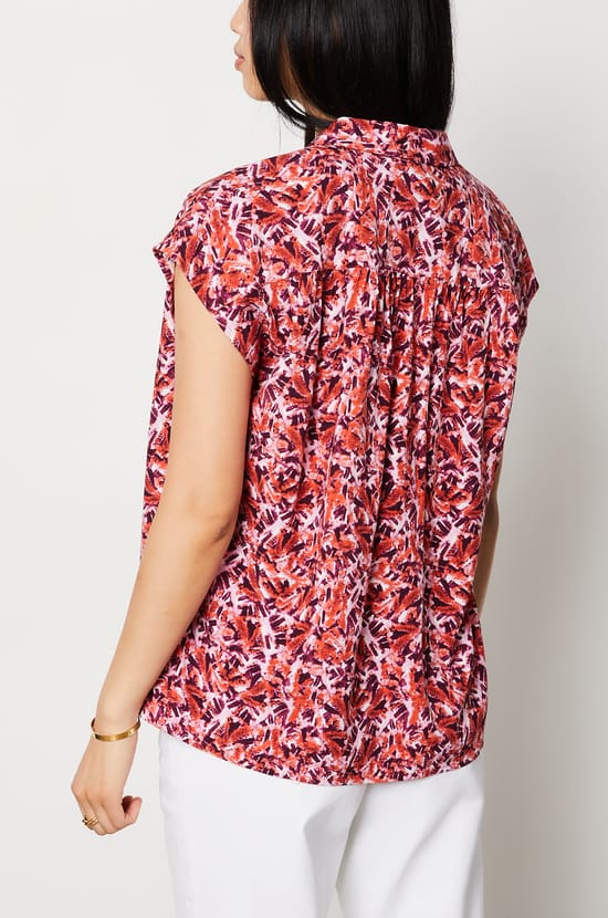 Sleeveless Shirt with Pattern;${refinementColor}