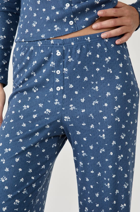 Pantalon de pyjama &agrave; fleurs en pointelle;${refinementColor}