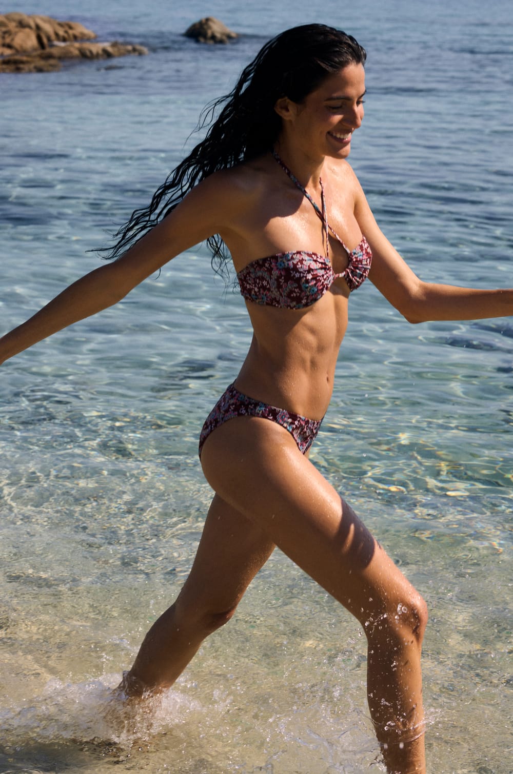 Bas de maillot de bain bikini fleuri;${refinementColor}