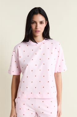 Pyjama 2 pi&egrave;ces motifs fraises;${refinementColor}