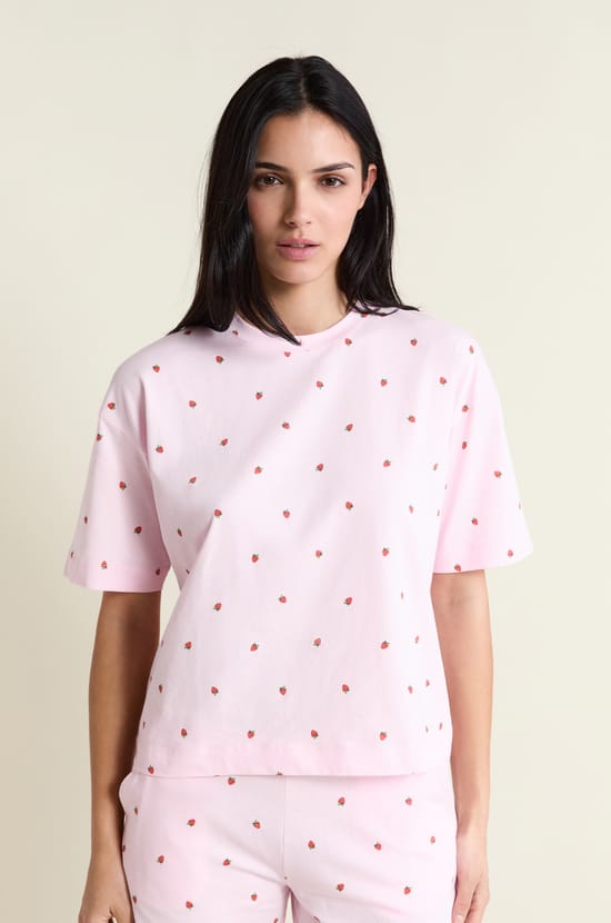 Pyjama 2 pi&egrave;ces motifs fraises;${refinementColor}