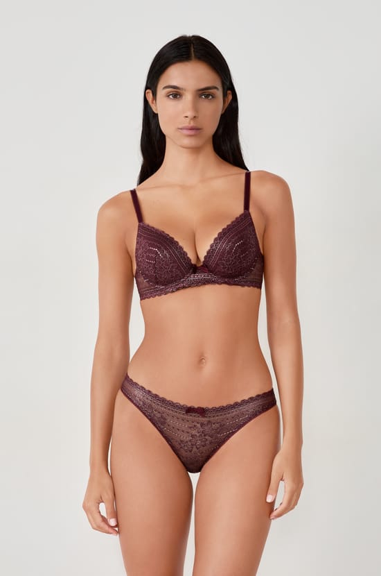 Iridescent lace brief;${refinementColor}