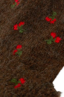 Bonnet avec fleurs;${refinementColor}