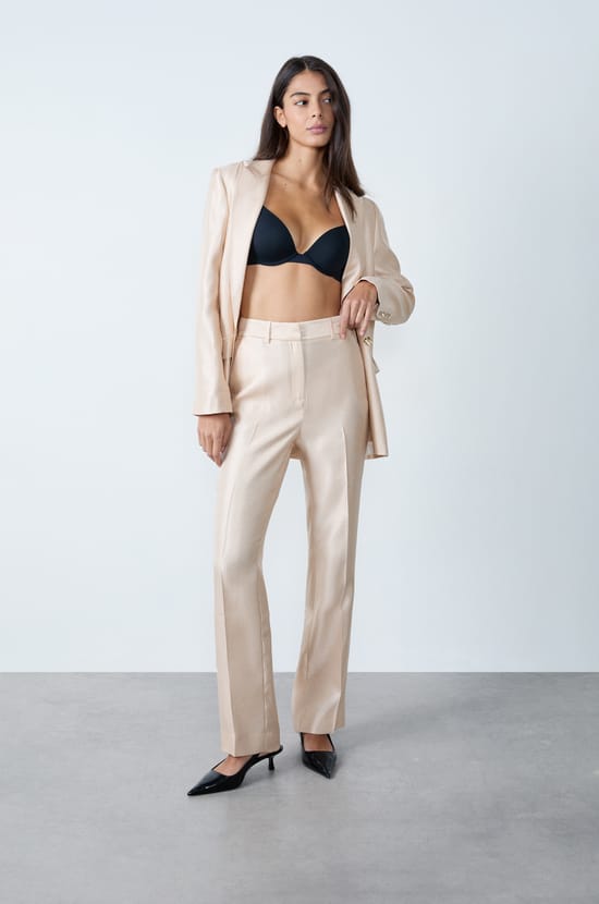 Wide-Leg Trousers;${refinementColor}