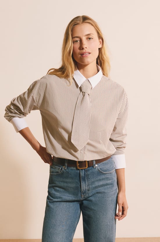Chemise avec cravate &agrave; rayures;${refinementColor}