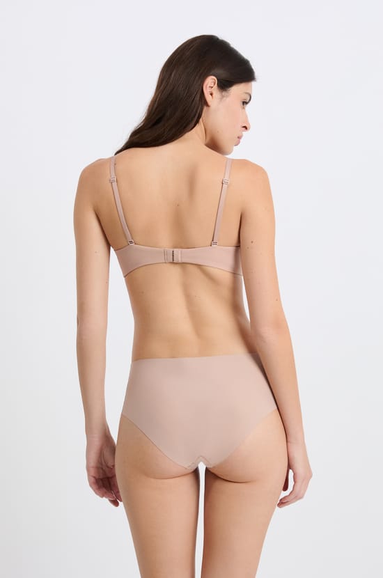 Lightly Lined Wireless Bra in Microfibre;${refinementColor}