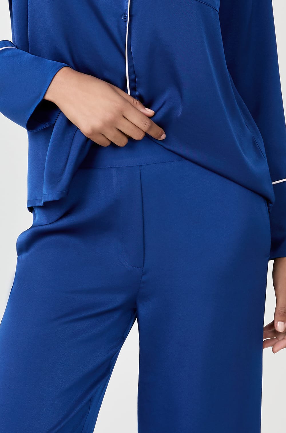 Pantalon de pyjama satiné;${refinementColor}
