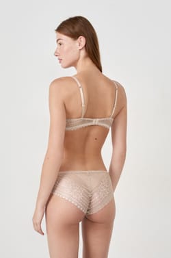 Sujetador N.2 -El push-up brillante con escote pronunciado;${refinementColor}