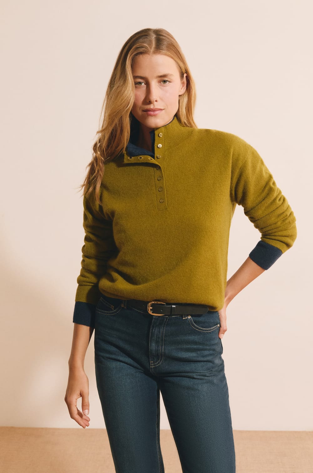 Pull &agrave; manches longues 100% cachemire;${refinementColor}