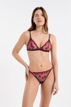 String &agrave; motifs cerises;${refinementColor}