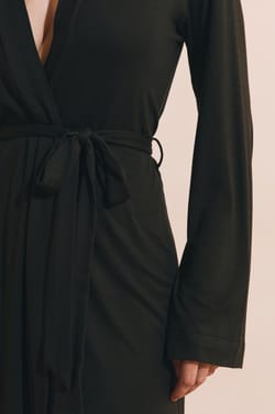 D&eacute;shabill&eacute; avec ceinture;${refinementColor}