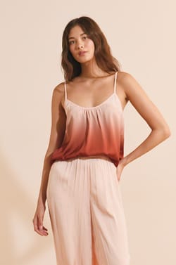 Top sans manches satin&eacute;;${refinementColor}