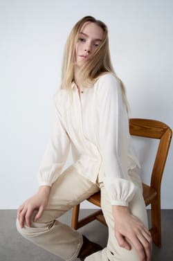 Long-sleeved shirt;${refinementColor}