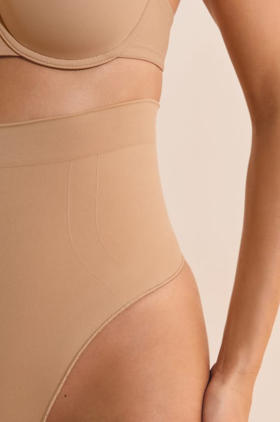 String taille haute sculptant;${refinementColor}
