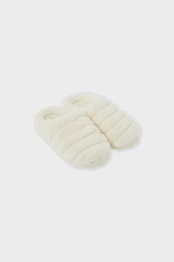 Chaussons mules en fausse fourrure;${refinementColor}