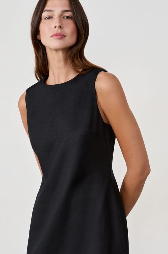 Robe courte droite;${refinementColor}