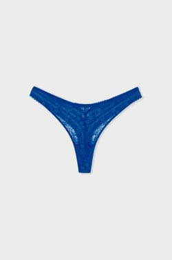 Tanga en dentelle;${refinementColor}