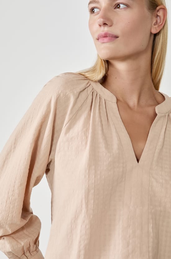 Blouse manches longues;${refinementColor}