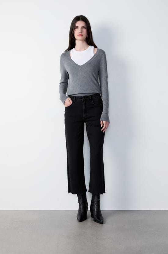 Wide-leg jeans;${refinementColor}