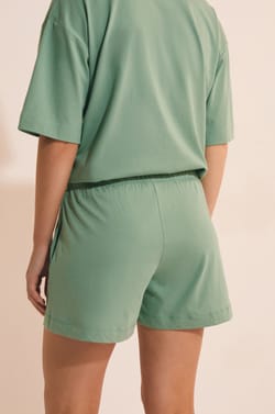 Pantal&oacute;n corto de pijama boyfriend de algod&oacute;n ;${refinementColor}