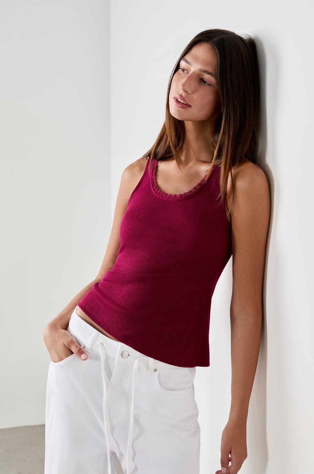 Débardeur en maille;${refinementColor}