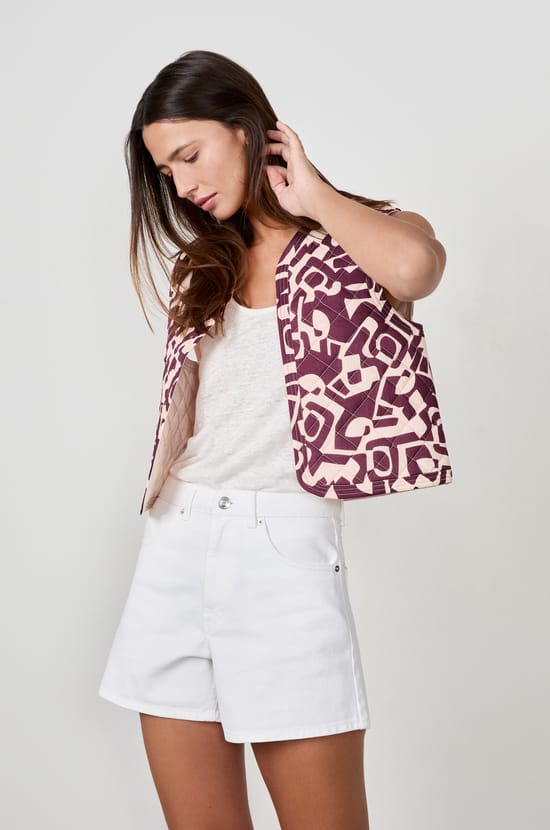 Sleeveless cardigan with prints;${refinementColor}