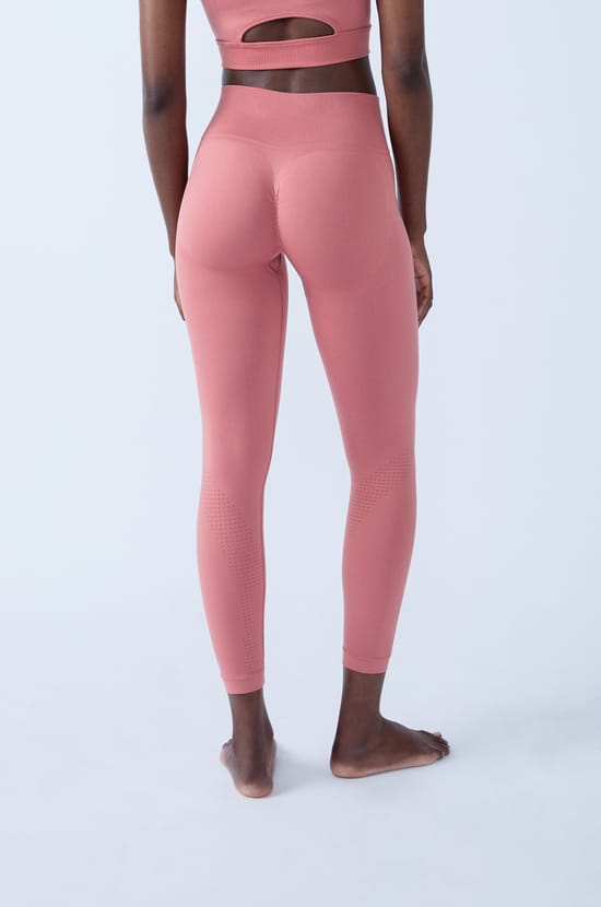 Legging deportivo moldeador;${refinementColor}